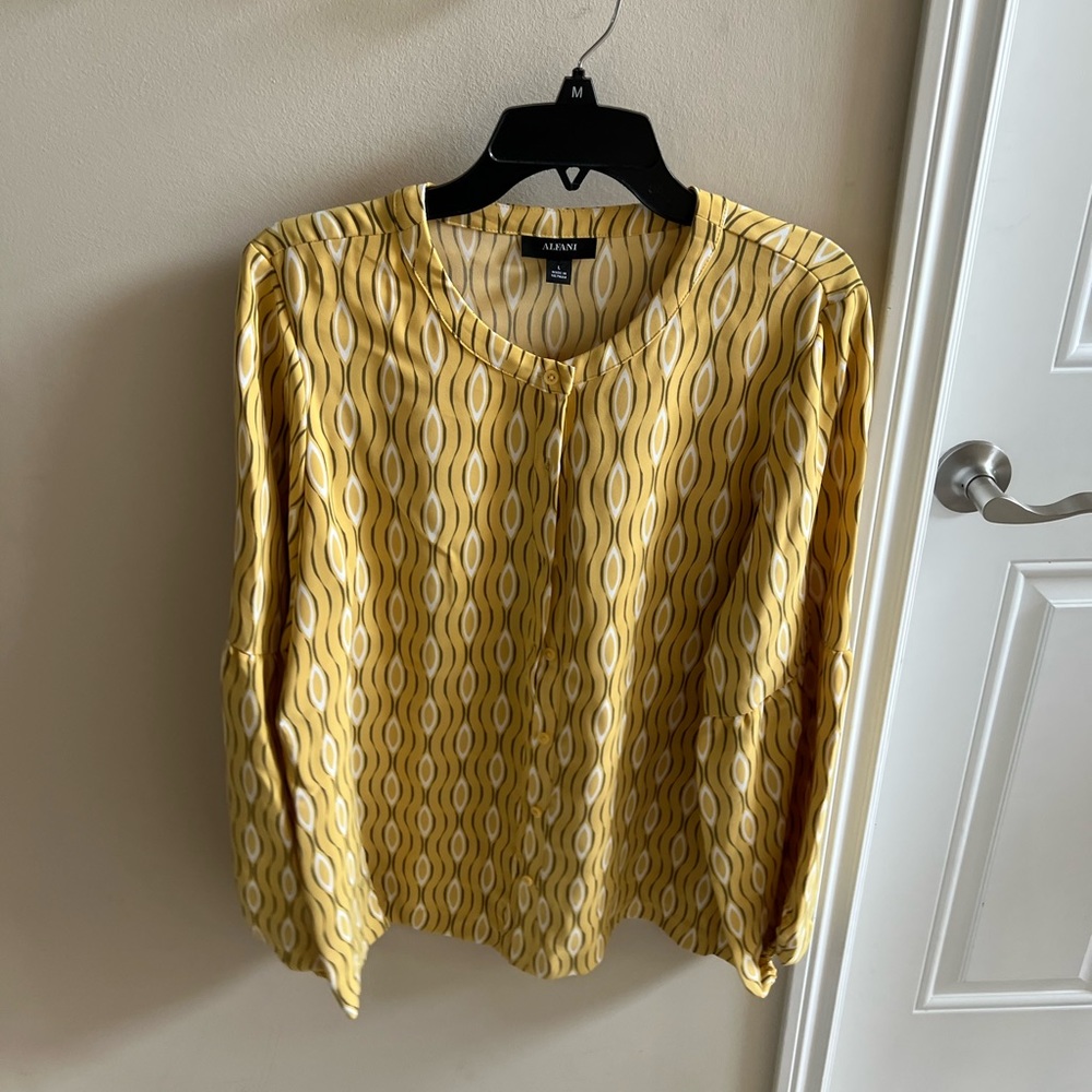 ALFANI PATTERNED BUTTON UP L